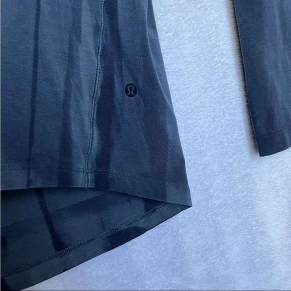 Lululemon Five Year Basic Men Sz M Tie Dye Long Sleeve Shirt Blue Soft Gym READ - Picture 5 of 12